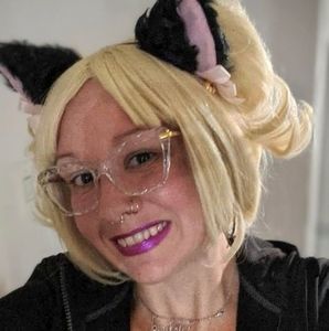 Meet your Posher, Makinz